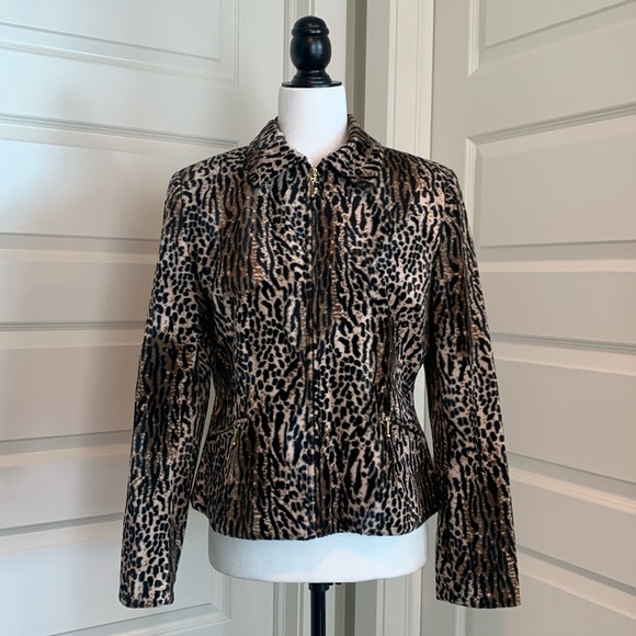LAURA Women’s Animal Print Jacket - Picture 4 of 16